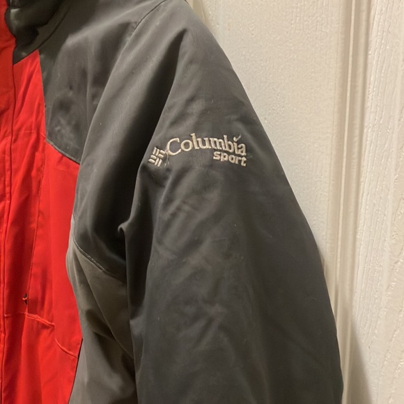 Columbia Sportswear Boy’s Winter Jacket. Youth 10-12. - Picture 5 of 10